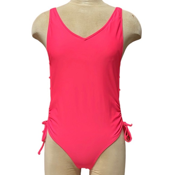 Last chance…Xhilaration Swimsuit One Piece Scrunch Cutout M Medium - Picture 2 of 6